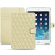 Lederschutzhülle Apple iPad mini 5 - Beige - Couture ( Nappa - Pantone 7502C ) 