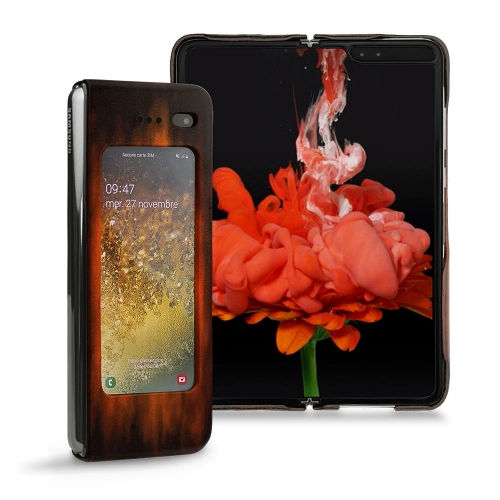 Choose Noreve for your premium hulls for Galaxy FoldFauve Patine