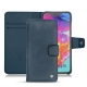 Capa em pele Samsung Galaxy A70 - Jean vintage ( Roughtcut - Pantone 285U  ) 