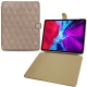 Lederschutzhülle Apple iPad Pro 12.9" (2020) - Taupe vintage - Couture