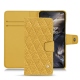 Lederschutzhülle OnePlus Nord - Mimosa - Couture ( Pantone 141C ) 