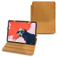 Capa em pele Apple iPad Air (2020) - Or Maïa ( Pantone 871C ) 