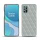 レザーケース OnePlus 8T - Gris - Couture ( Nappa - Pantone W428C ) 