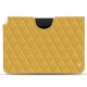 Funda de piel Apple iPad Air (2020) - Mimosa - Couture ( Pantone 141C ) 