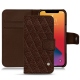Lederschutzhülle Apple iPhone 13 Pro - Châtaigne - Couture ( Pantone 476C ) 