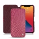 Lederschutzhülle Apple iPhone 13 Pro - Serpent ciclamino