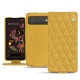 Funda de piel Google Pixel 6 - Mimosa - Couture ( Pantone 141C ) 