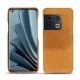 Lederschutzhülle OnePlus 10 Pro - Or Maïa ( Pantone 871C ) 