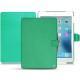 Funda de piel Apple iPad Pro 9.7" - Menthe vintage ( Pantone 562C ) 
