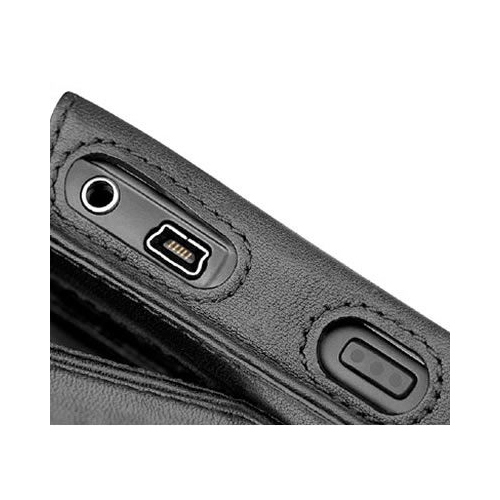                                                         Housse cuir BlackBerry Curve 8300 
                                                      