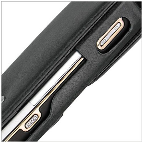                                                         Capa em pele Sony Ericsson W705 - W715 
                                                      