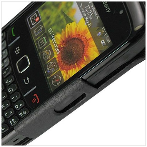                                                        Housse cuir BlackBerry Curve 8520 - 8530 - 9300 
                                                      