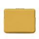 Macbook Air 13,3インチ用のレザーケース - Griffe 3 - Mimosa ( Pantone 141C ) 
