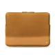 Custodia in pelle per Macbook Air 13,3" - Griffe 3 - Or Maïa ( Pantone 871C ) 