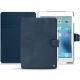 Housse cuir Apple iPad 9.7" (2017) - Jean vintage ( Roughtcut - Pantone 285U  ) 