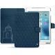 Custodia in pelle Apple iPad  9.7" (2017) - Blu mediterran - Couture