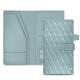 Porte-documents de voyage en cuir - Bleu ciel - Couture ( Nappa - Pantone 277C ) 