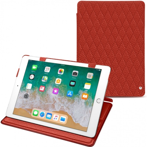 Housse cuir Apple iPad 9.7' (2018) : Coque et protection pour iPad sur NorevePapaye - Couture ( Pantone #b54317 ) 