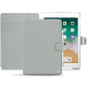 Funda de piel Apple iPad 9.7" (2018) - Gris ( Nappa - Pantone W428C ) 