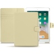 가죽 커버 Apple iPad 9.7" (2018) - Beige ( Nappa - Pantone 7502C ) 