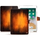 Housse cuir Apple iPad 9.7" (2018) - Fauve Patine