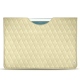 Pochette cuir Apple iPad 9.7" (2017) - Beige - Couture ( Nappa - Pantone 7502C ) 