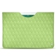 Funda de piel Apple iPad 9.7" (2018) - Vert olive - Couture ( Nappa - Pantone 578U ) 