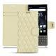 Capa em pele Blackberry Key2 - Ivoire - Couture ( Sleek P C12 - White ) 