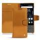 Capa em pele Blackberry Key2 - Or Maïa ( Pantone 871C ) 