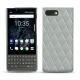 Capa em pele Blackberry Key2 - Gris - Couture ( Nappa - Pantone W428C ) 