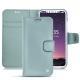Apple iPhone X leather case - Bleu ciel ( Nappa - Pantone 277C ) 