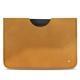 Funda de piel Apple iPad Pro 12.9" (2018) - Or Maïa ( Pantone 871C ) 