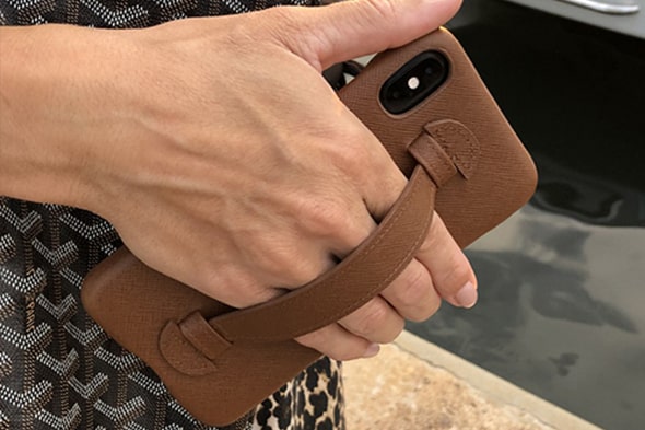 Apple iPhone Xs Max leather cover