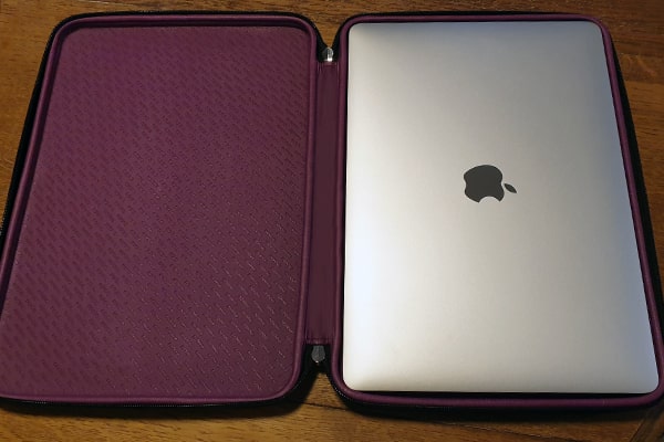 Custodia in pelle per Macbook Pro 13'