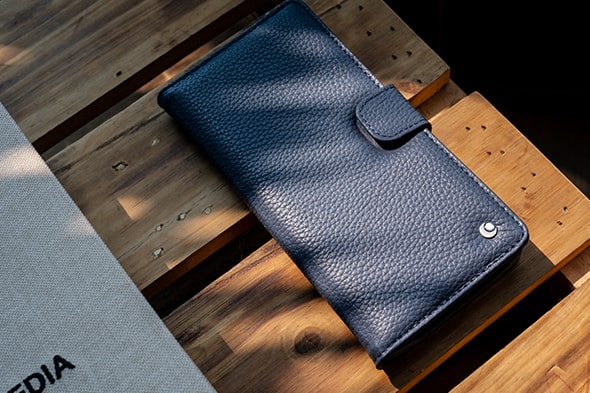 Google Pixel 6 Pro leather case