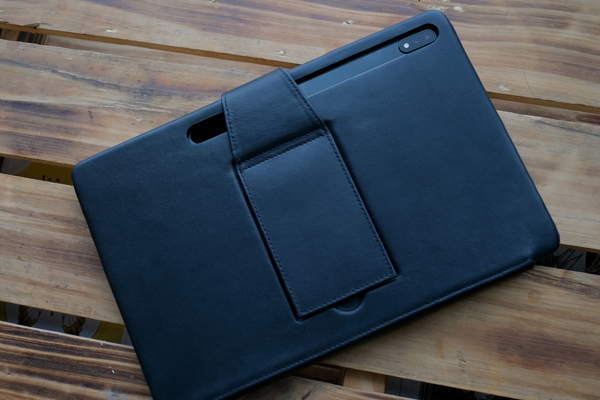 Funda de piel Samsung Galaxy Tab S8