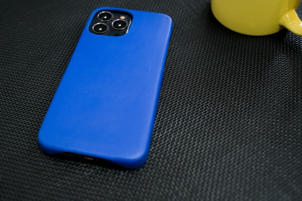 Apple iPhone 13 Pro Max leather cover