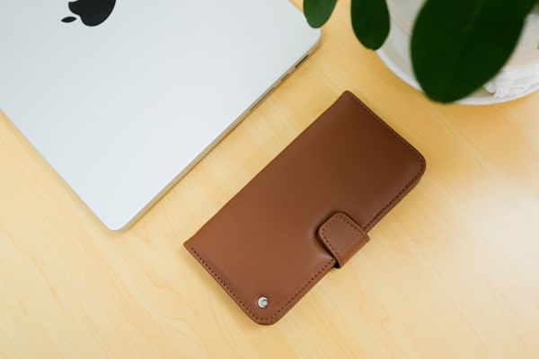 Apple iPhone 13 Pro Max leather case