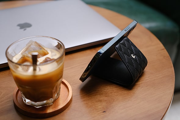 Smartphone holder
